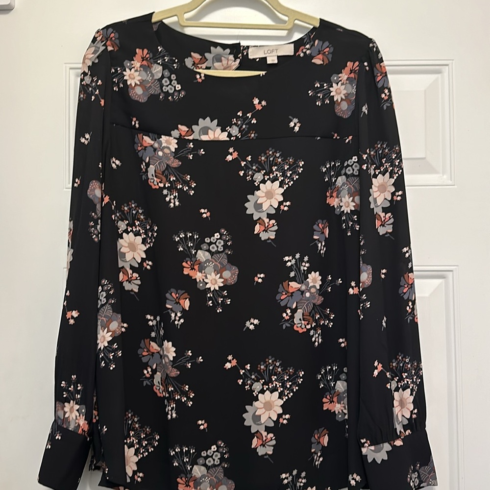 LOFT floral print blouse